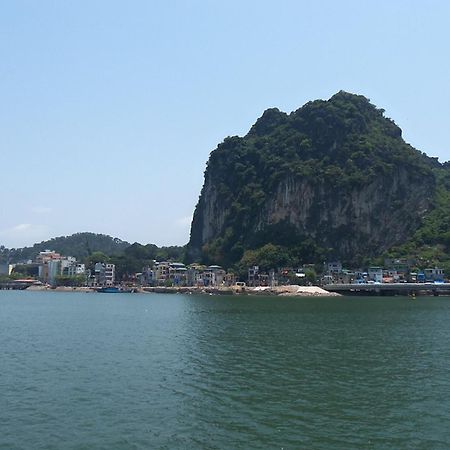 Draha Halong Hotel - Serenity, Charm And Nature - Preferred By Western Travelers Ha Long Exterior photo